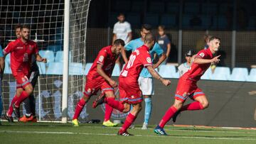 Mario Hermoso celebra el 0-1 que consigui&oacute; durante el partido de Liga Santander entre Celta de Vigo y Espanyol.