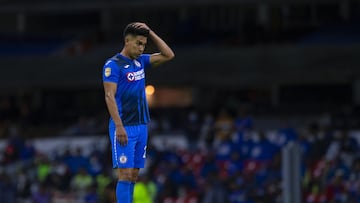 Guillermo Fernandez of Cruz Azul during the game Cruz Azul vs Tigres UANL, corresponding to 13th round match of the Torneo Apertura Grita Mexico A21 of the Liga BBVA MX, at Azteca Stadium, on October 16, 2021.
<br><br>
Guillermo Fernandez de Cruz Azul durante el partido Cruz Azul vs Tigres UANL, Correspondiente a la Jornada 13 del Torneo Apertura Grita Mexico A21 de la Liga BBVA MX, en el Estadio Azteca, el 16 de Octubre de 2021.