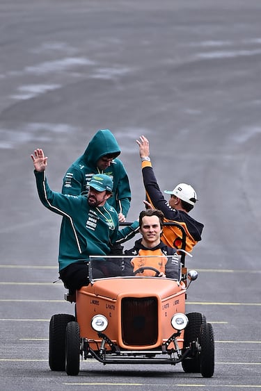 Fernando Alonso, Lance Stroll, Lando Norris y Oscar Piastri.