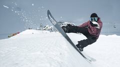 Maria Hidalgo practicando snowboard durante el rodaje de Inside Me.