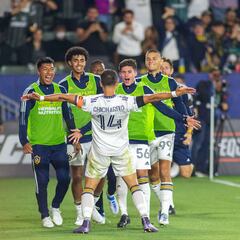 Chicharito Hernández anota por segundo juego al hilo con LA Galaxy