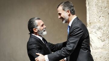 Antonio Banderas recibe el premio Camino Real en la Universidad de Alcalá de Henares(DVD 840)