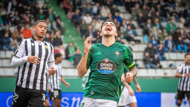 Un duro baño de realidad para el Racing de Ferrol