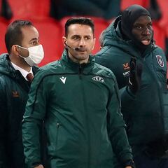 Demba Ba firma la paz con Coltescu: "Fue un malentendido"