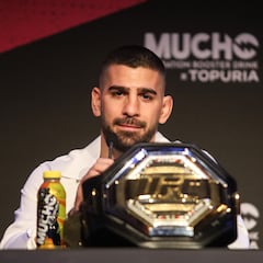 Topuria no competirá en enero de 2026 a la espera de Makhachev