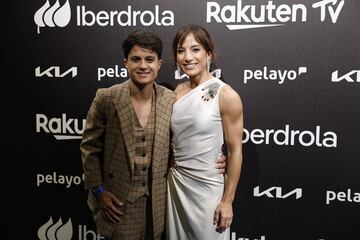 Sandra Sánchez posando con María Pérez García.