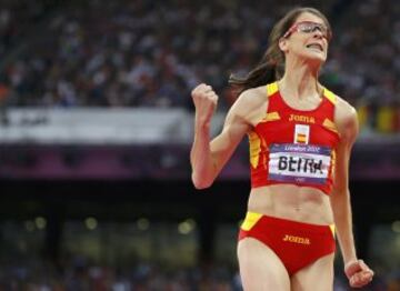 En las olimpiadas de Londres 2012, roz la medalla de bronce saltando 2.00 metros pero tres nulos en 2.03 metros la privaron de su primera medalla olmpica.