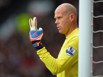 Brad Friedel fue vendido del Columbus Crew al Liverpool por una suma total de 2.4 millones de dólares.
