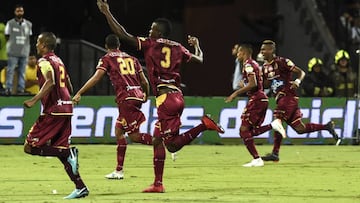 Tolima se corona campeón por segunda vez en el fútbol colombiano. Venció en penales 4-2 a Nacional y festejó en el Atanasio Girardot.