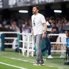 Eder Sarabia, el elegido por Christian Bragarnik para el banquillo del Elche