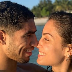 Hiba Abouk comparte las primeras patadas de su bebé