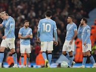 Soccer Football - Premier League - Manchester City v Nottingham Forest - Etihad Stadium, Manchester, Britain - March 4, 2026 Manchester City players look dejected after Nottingham Forest's Elliot Anderson scores their second goal REUTERS/Phil Noble EDITORIAL USE ONLY. NO USE WITH UNAUTHORIZED AUDIO, VIDEO, DATA, FIXTURE LISTS, CLUB/LEAGUE LOGOS OR 'LIVE' SERVICES. ONLINE IN-MATCH USE LIMITED TO 120 IMAGES, NO VIDEO EMULATION. NO USE IN BETTING, GAMES OR SINGLE CLUB/LEAGUE/PLAYER PUBLICATIONS. PLEASE CONTACT YOUR ACCOUNT REPRESENTATIVE FOR FURTHER DETAILS..