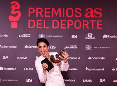 “Cada año empieza una nueva María, por eso las medallas están en un cajón”