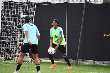 La Selección Colombia Femenina tuvo su primera práctica en la India antes de su debut en el Mundial Sub 17.