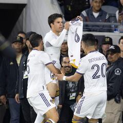 Riqui Puig emula a Messi en la MLS y Chiellini le llama “payaso”