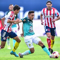 Jugadores portan calcetas de distinto color en apoyo a campaña Por la Inclusión