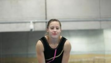 <b>EN LA BARRA. </b>Dice Carballo que Cristiana es una gimnasta de equipo, y ella espera colaborar con su nota en la barra de equlibrios.