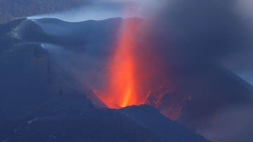 La Palma volcano, live updates today: eruption, tsunami warning and latest news | Canary Islands