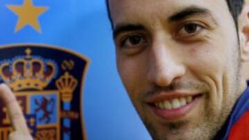 El centrocampista de la selección española Sergio Busquets, durante la entrevista concedida hoy a Efe.