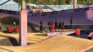 Chileno sufre una grave caída en París 2024 y esto pasa cuando se retira de la pista