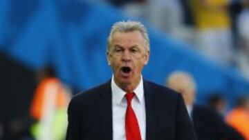 Hitzfeld: "Sabemos que Messi en un segundo te define un partido"