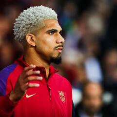 Araújo descansa pensando en París