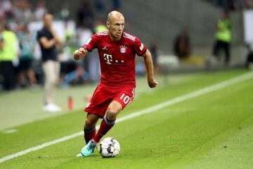 El duelo de potencias alemanas se presentó en la final más importante a nivel de clubes. Con un tanto de Robben sobre el final del comrpomiso, el Bayern conquistó Europa. 