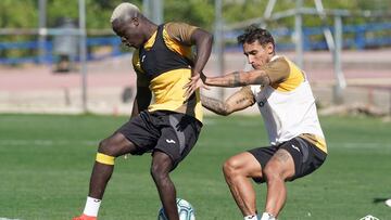 Amath y Dami&aacute;n durante un entrenamiento del Getafe.