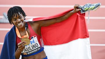 Budapest (Hungary), 23/08/2023.- Marileidy Paulino of the Dominican Republic celebrates after winning the gold medal of Women's 400m final of the World Athletics Championships, in Budapest, Hungary, 23 August 2023. (Mundial de Atletismo, 400 metros, República Dominicana, Hungría) EFE/EPA/Tibor Illyes HUNGARY OUT
