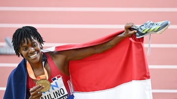 Budapest (Hungary), 23/08/2023.- Marileidy Paulino of the Dominican Republic celebrates after winning the gold medal of Women's 400m final of the World Athletics Championships, in Budapest, Hungary, 23 August 2023. (Mundial de Atletismo, 400 metros, República Dominicana, Hungría) EFE/EPA/Tibor Illyes HUNGARY OUT
