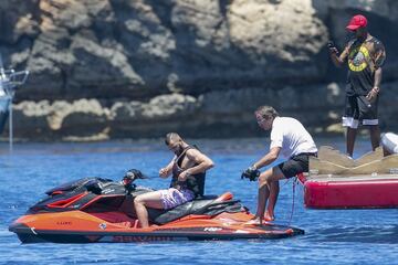 Benzema de vacaciones en Ibiza