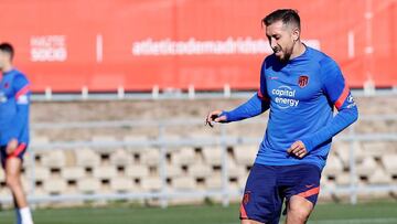 H&eacute;ctor Herrera, en un entrenamiento del Atl&eacute;tico de Madrid