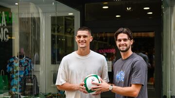 El Racing de Ferrol present¨® a Ander Cantero y Sergio Cubero.