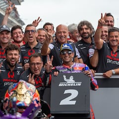 “Martín tenía prohibido caerse” y Márquez le ayudó a evitarlo