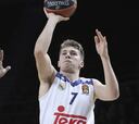 A los pies de Luka Doncic