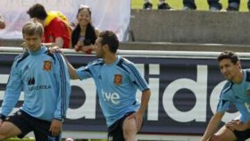 Monreal, Santi Cazorla y Navas, en un momento del entrenamiento.