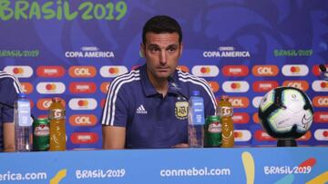 “Estamos satisfechos porque pasamos a la siguiente ronda y el equipo por momentos jugó bien", declaró en la conferencia posterior al duelo con Qatar.