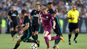 De Bruyne encara a Carvajal