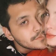 Christian Nodal se transforma en ‘Spider-Man’ para ir a ver ‘No Way Home’ con Belinda