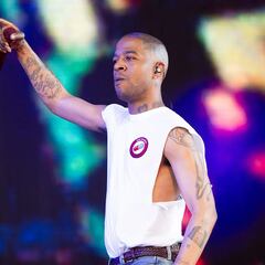 El momento en el que Kid Cudi se rompe el pie en Coachella