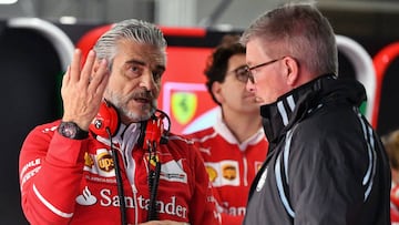 Ross Brawn, con Arrivabene, de Ferrari.