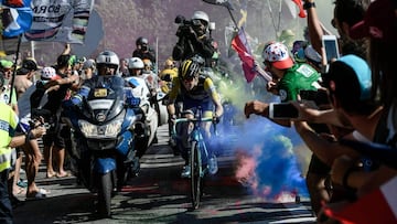 Steven Kruijswijk durante la subida al Alpe d&#039;Huez en el Tour de Francia 2018.