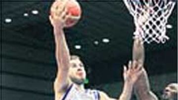 Los griegos, a seguir ganando.