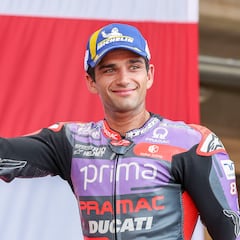 Martín verá con “palomitas” el duelo de rojo entre Pecco y Márquez