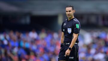 Referee Cesar Arturo Ramos during the game Cruz Azul v s Mazatlan FC, corresponding Round 14 the Torneo Apertura 2022 of the Liga BBVA MX at Azteca Stadium, on September 11, 2022.
<br><br>
Arbitro Cesar Arturo Ramos durante el partido Cruz Azul v s Mazatlan FC, correspondiente a la Jornada 14 del Torneo Apertura 2022 de la Liga BBVA MX en el Estadio Azteca, el 11 de Septiembre de 2022.