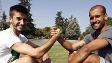 <b>UN GRANADA 'RICO'. </b>Fran y Mikel Rico serán dos de las principales armas del rival ché. Pondrán la calidad en la medular nazarí.