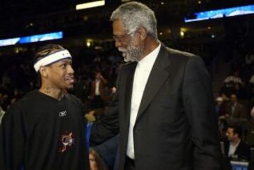 En el All Star de 2005 junto al eterno Bill Russell.