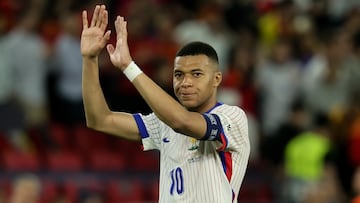 Kylian Mbappé durante el partido de semifinales de la UEFA Nations League contra España.