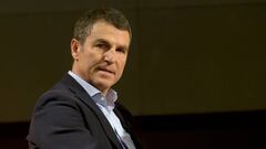 Robert: "Podemos fichar, quedan cuatro meses muy duros"