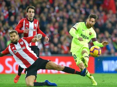 Real Madrid breathing down Barcelona's neck